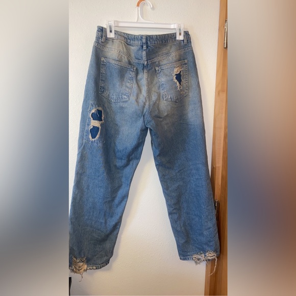 NWOT Free people Barrel denim jeans with blue and white flower print - Picture 6 of 7